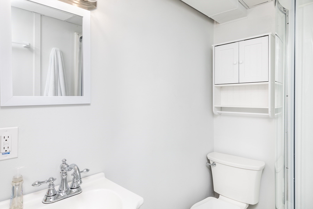 53 Sewall Street Marblehead, MA 01945 - Photo 23 of 26