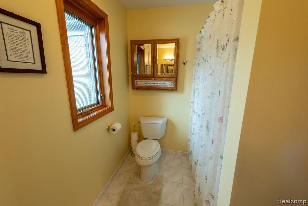 2833 Bullock Road Metamora, MI 48455 - Photo 13 of 34