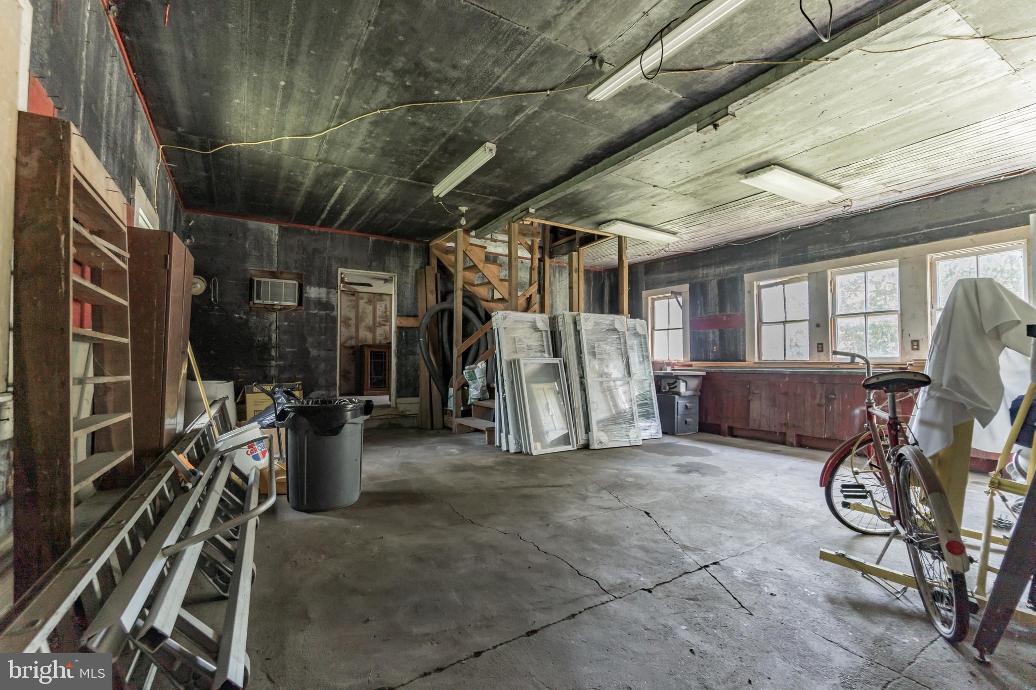 129 Maple Avenue Preston, MD 21655 - Photo 28 of 30 detached garage