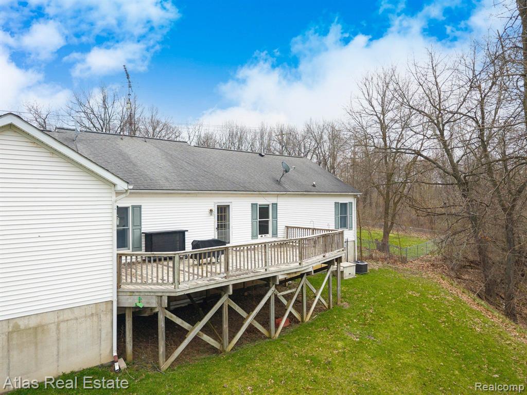 15034 Worden Road Holly, MI 48442 - Photo 7 of 48