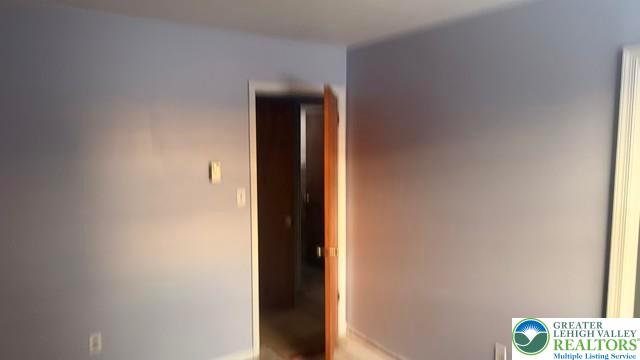 4059 Mauch Chunk Road Coplay, PA 18037 - Photo 8 of 37