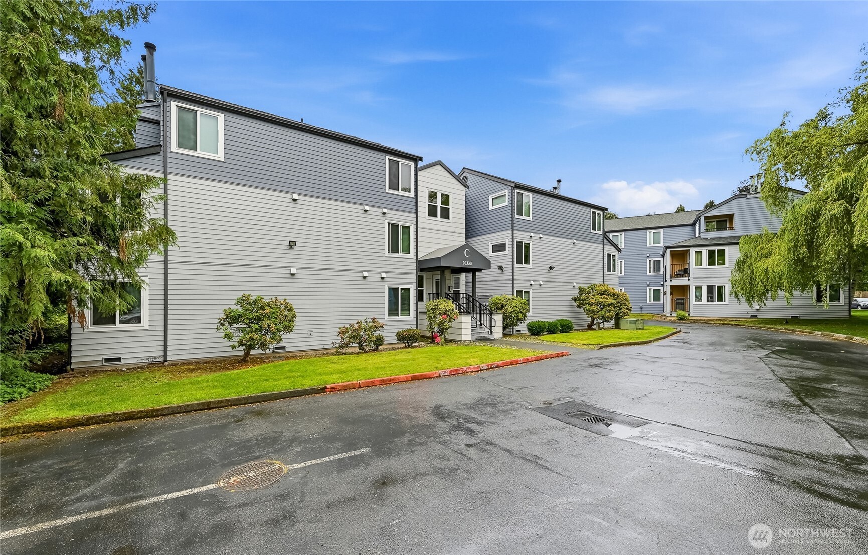 20330 Bothell Everett Highway, Unit C201 Bothell, WA 98012 - Photo 25 of 26