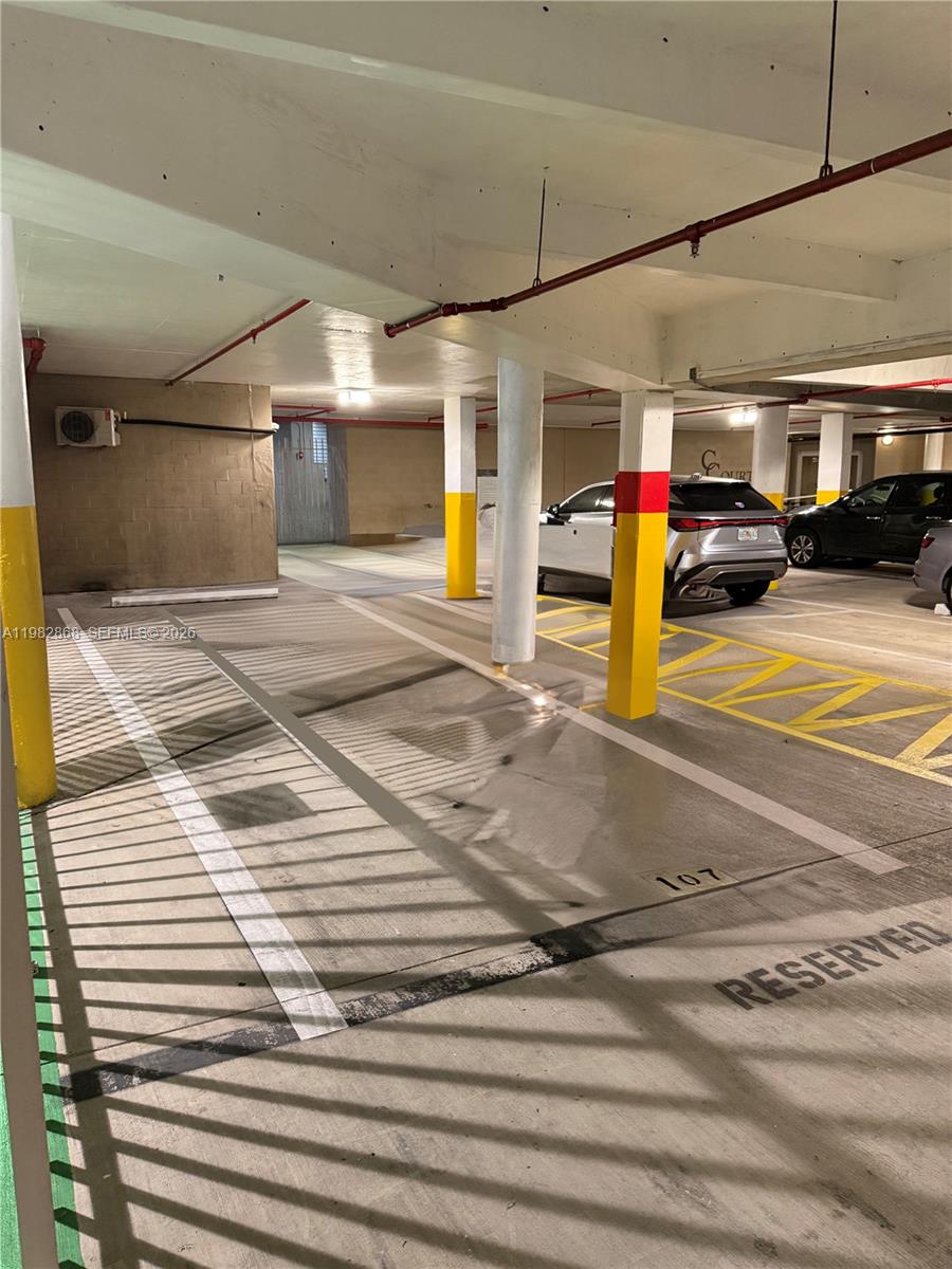 701 Brickell Key Boulevard, Unit 910 Miami, FL 33131 - Photo 20 of 30