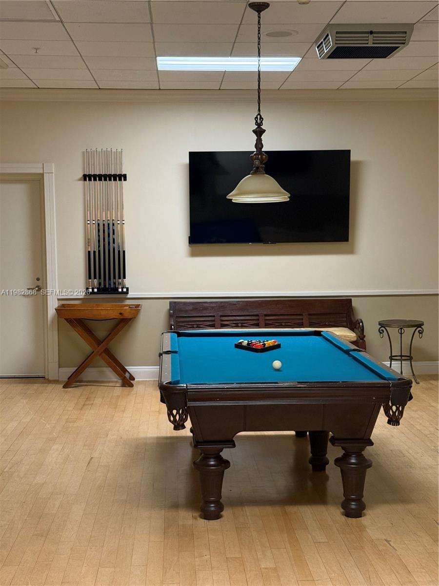 701 Brickell Key Boulevard, Unit 910 Miami, FL 33131 - Photo 25 of 30 a room with pool table