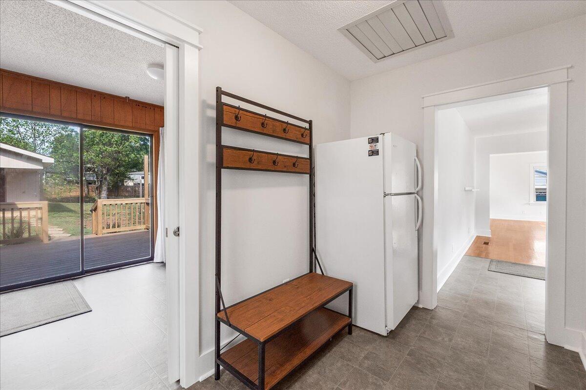 115 Laurel Drive Chattanooga, TN 37415 - Photo 11 of 43 24-DSC09332