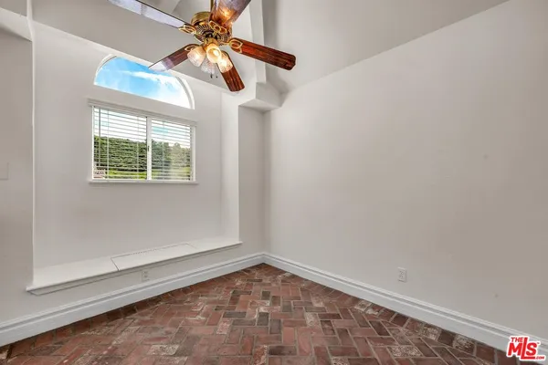 $689,000 | 455 Kennerick Lane, Simi Valley, CA 93065