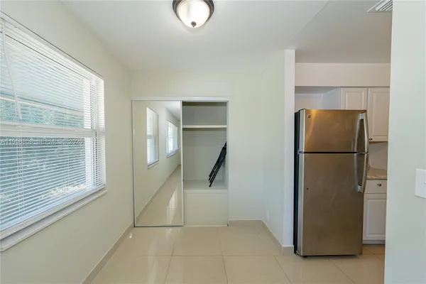 $1,800 | Kelsey City, Lake Park, FL 33403