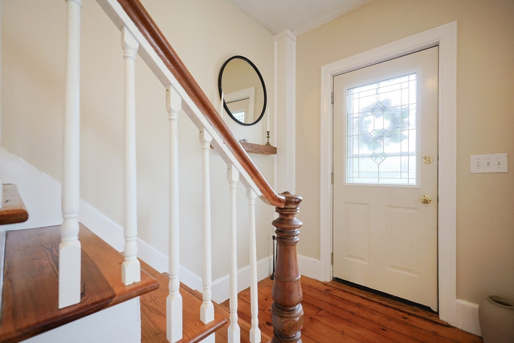 43 Thompson Street Maynard, MA 01754 - Photo 3 of 35