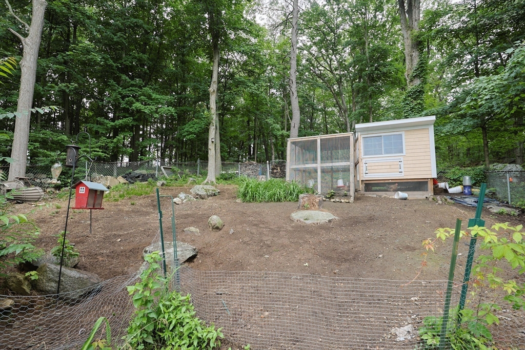 43 Thompson Street Maynard, MA 01754 - Photo 34 of 35