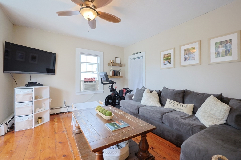 43 Thompson Street Maynard, MA 01754 - Photo 4 of 35