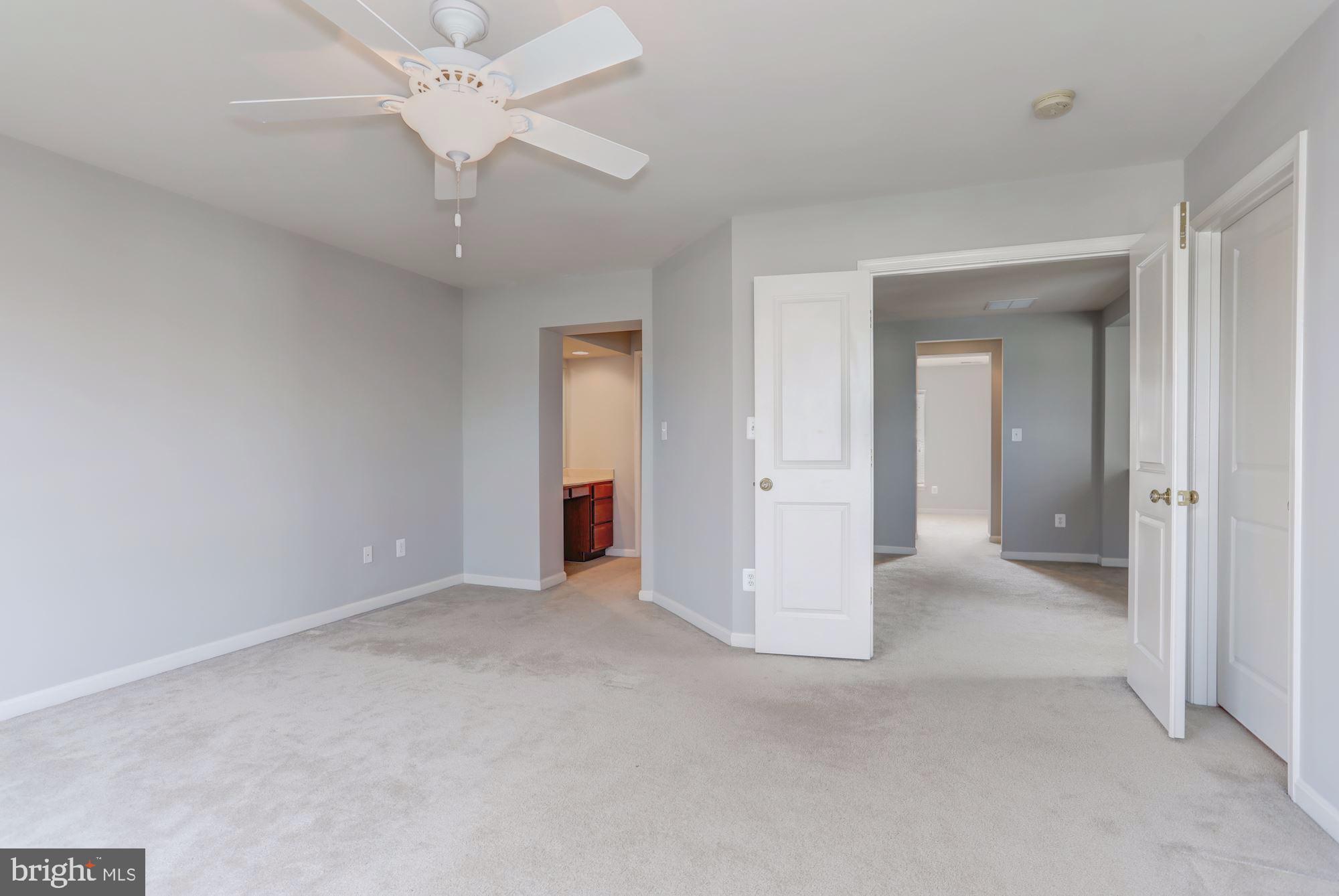9154 Ribbon Falls Loop Bristow, VA 20136 - Photo 14 of 32 Gorgeous suite!
