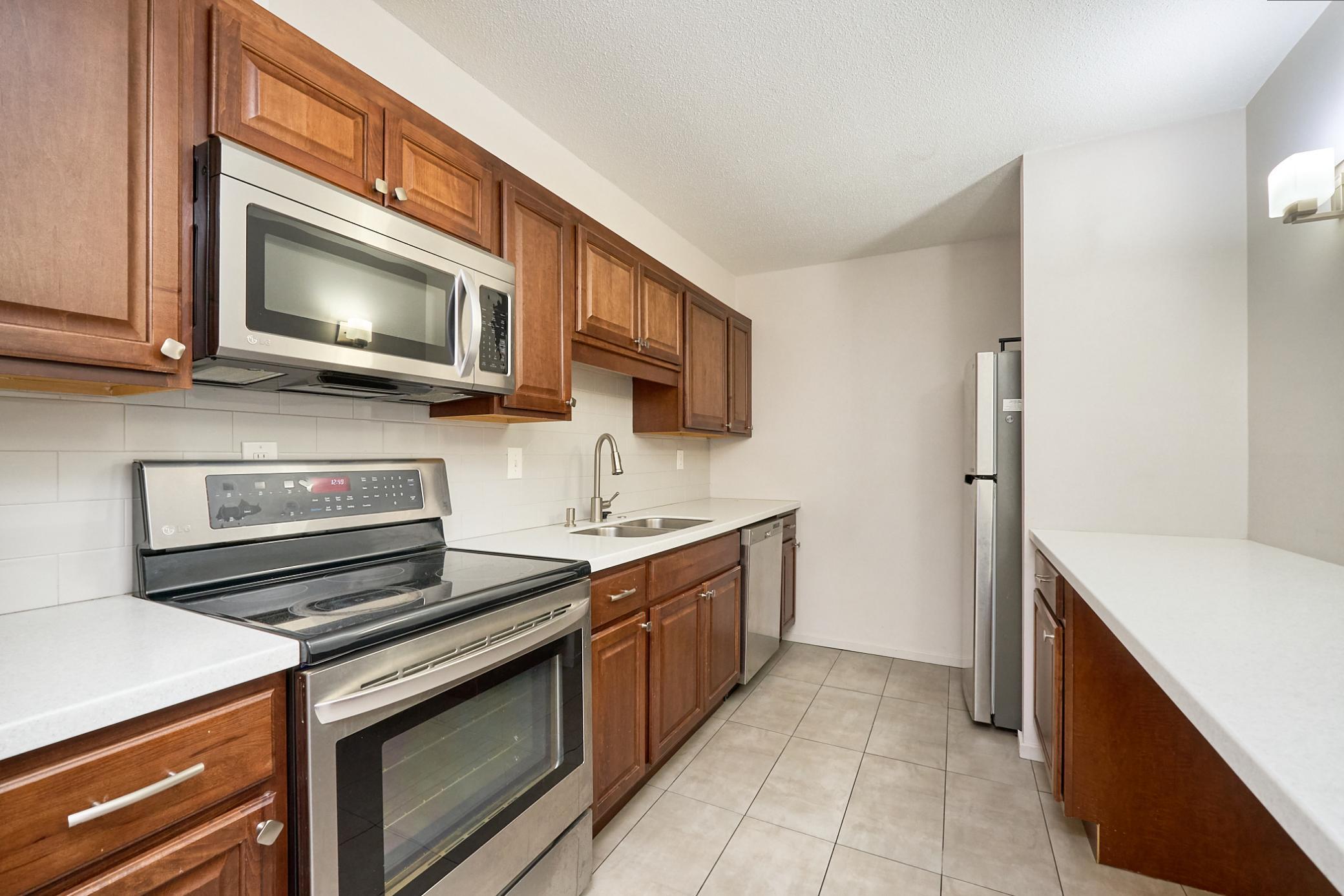 6423 Colony Way, Unit 2G Edina, MN 55435 - Photo 5 of 20
