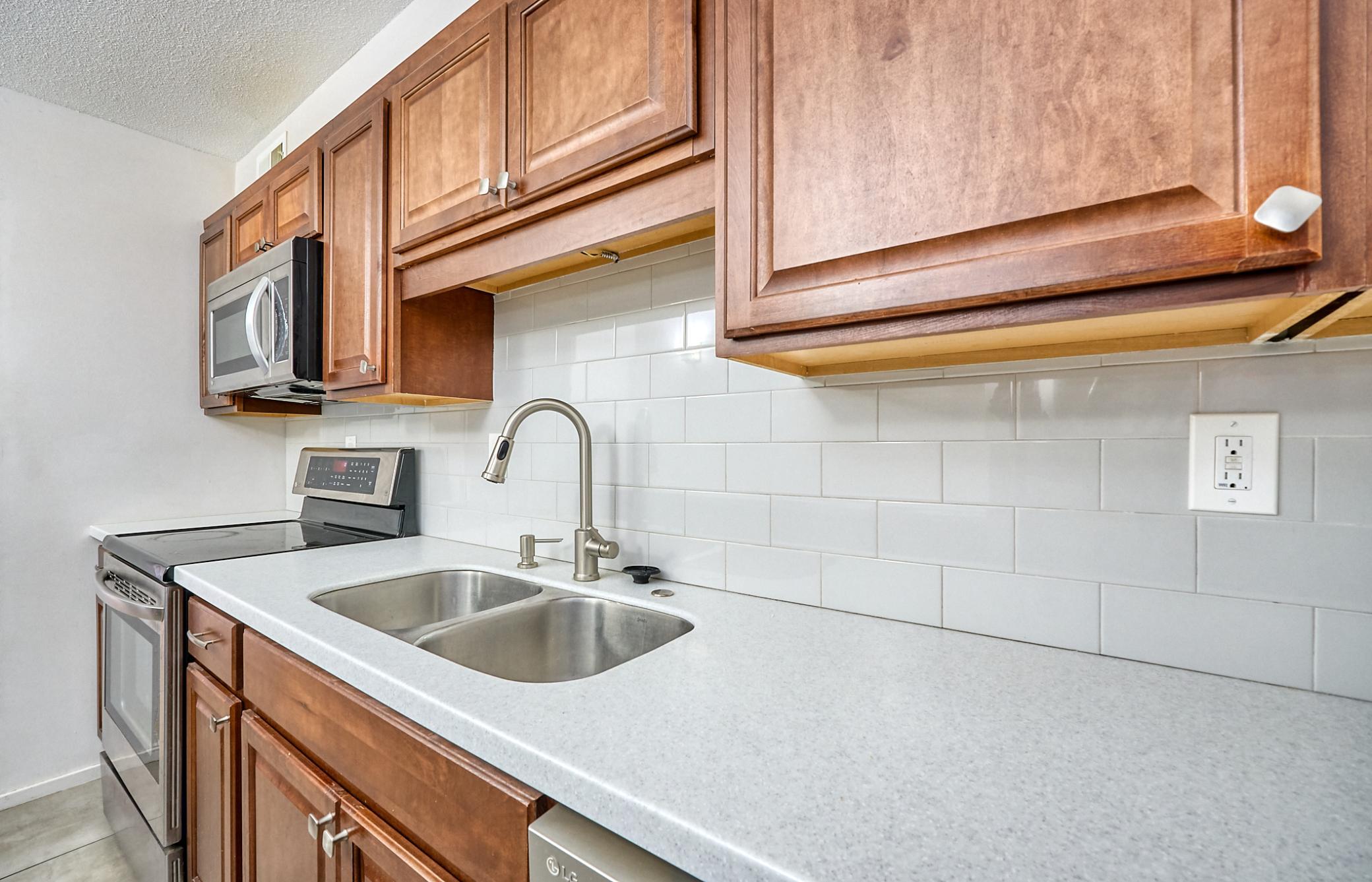 6423 Colony Way, Unit 2G Edina, MN 55435 - Photo 6 of 20