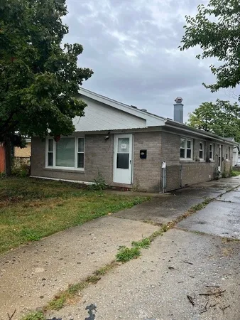 $305,000 | 4327 Eberly Avenue, Brookfield, IL 60513