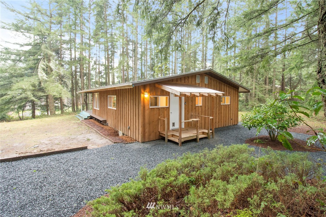 27607 Parcells Road Northeast Kingston, WA 98346 - Photo 1 of 25 Gallery Image 1