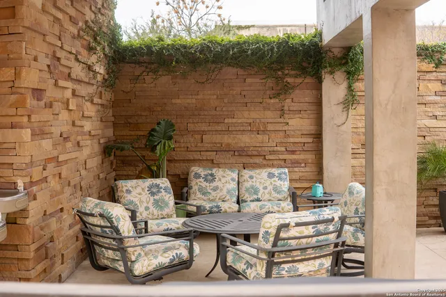 $249,000 | 1401 South Flores Street, Unit 109, San Antonio, TX 78204