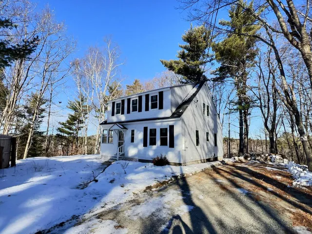 $597,000 | 1387 New Hampshire Rte 103, Newbury, NH 03255