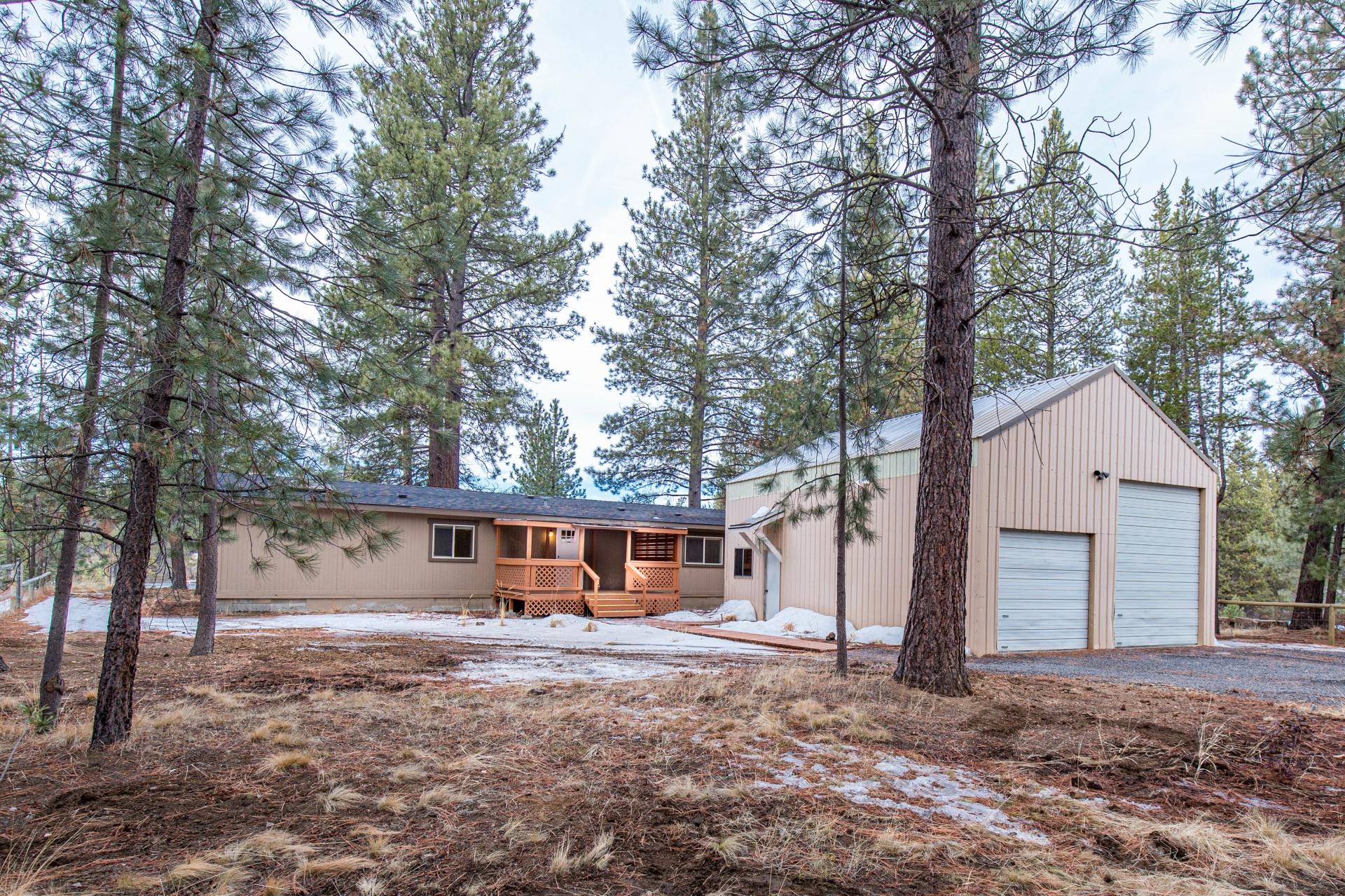 56051 Snow Goose Road Bend, OR 97707 - Photo 4 of 35 batch_04