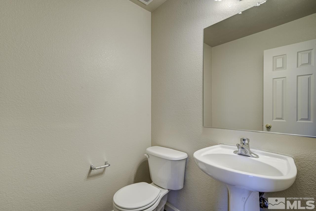 9515 Autumn Leaf Way Reno, NV 89506 - Photo 10 of 25 Photo 10