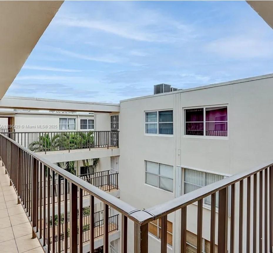 5501 Northwest 7th Street, Unit E408 Miami, FL 33126 - Photo 8 of 27