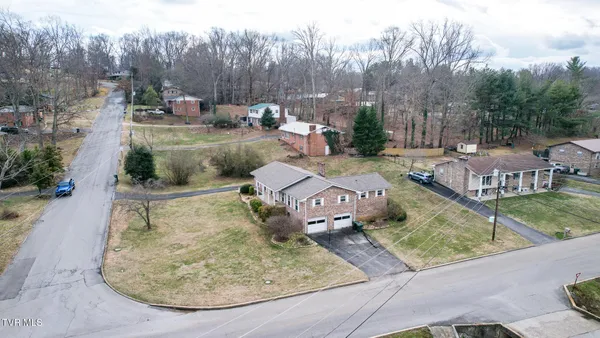 $305,000 | 1400 Brentwood Drive, Greeneville, TN 37743