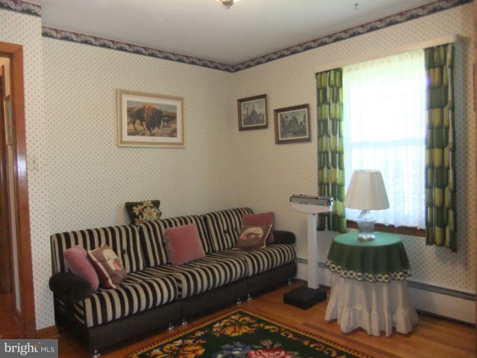 12268 Pleasant Valley Road Smithsburg, MD 21783 - Photo 3 of 30 Bedroom