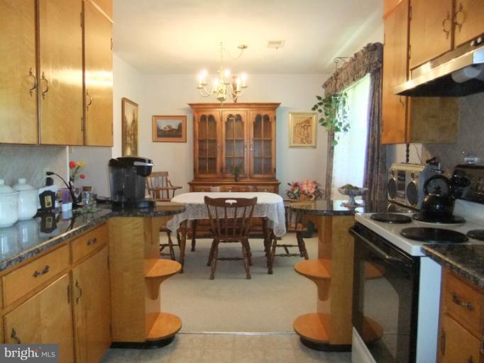 12268 Pleasant Valley Road Smithsburg, MD 21783 - Photo 22 of 30 Kitchen