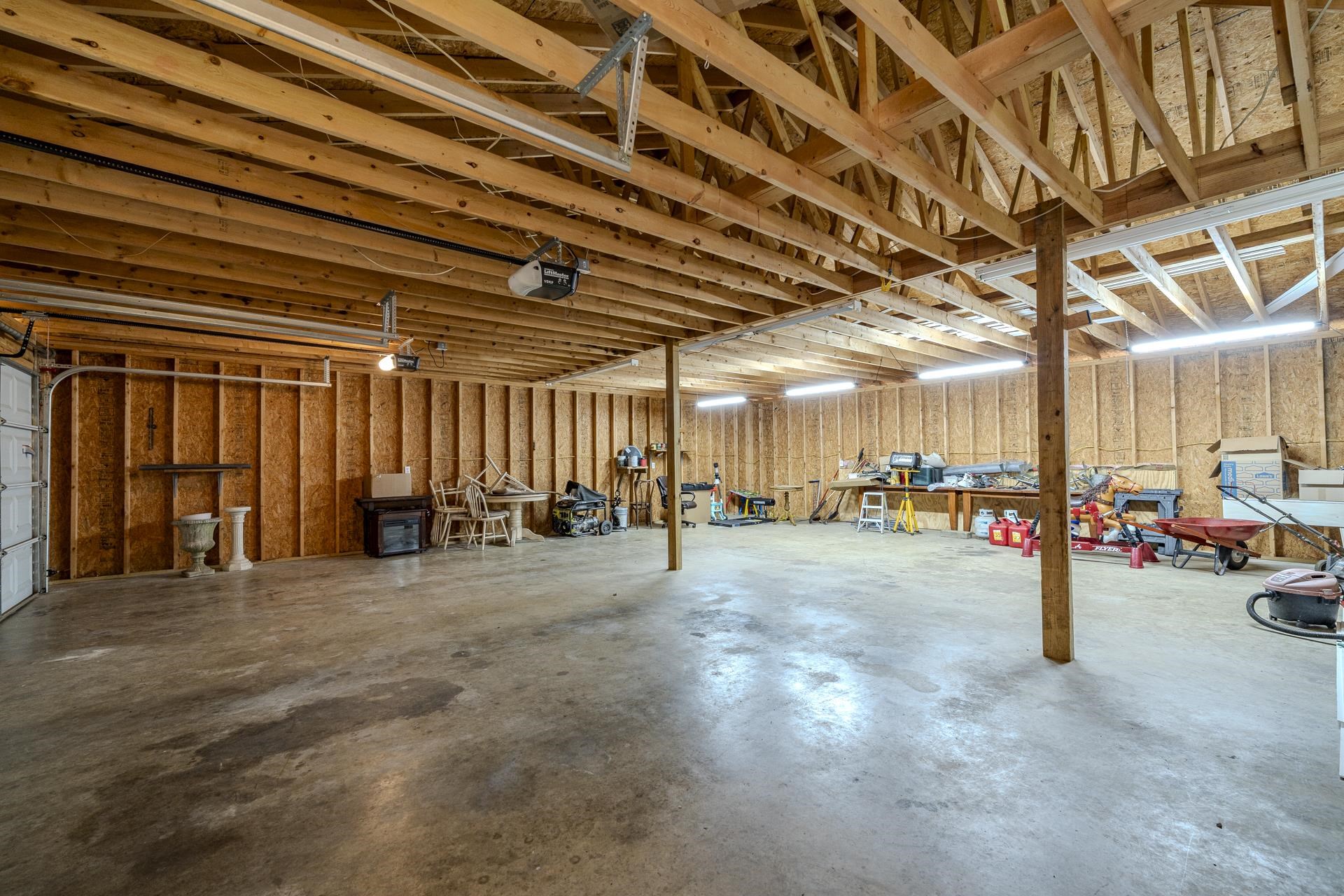 330 Robin Hood Loop Savannah, TN 38372 - Photo 27 of 36