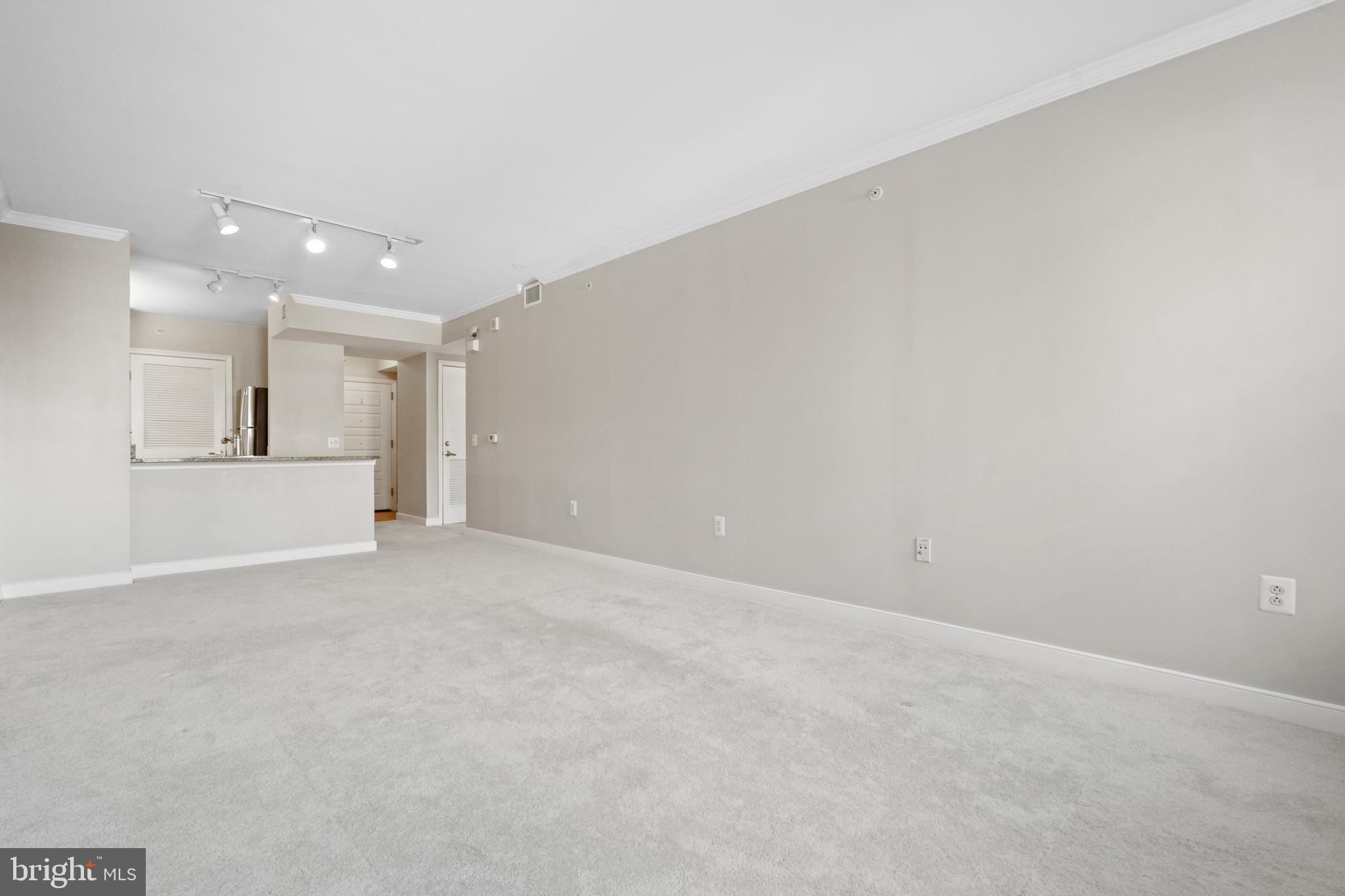 631 D Street Northwest, Unit 1037 Washington, DC 20004 - Photo 13 of 64