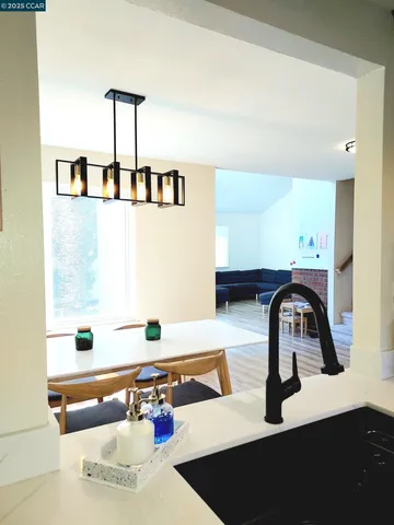 $1,025,000 | 1936 Nero Court, Walnut Creek, CA 94598