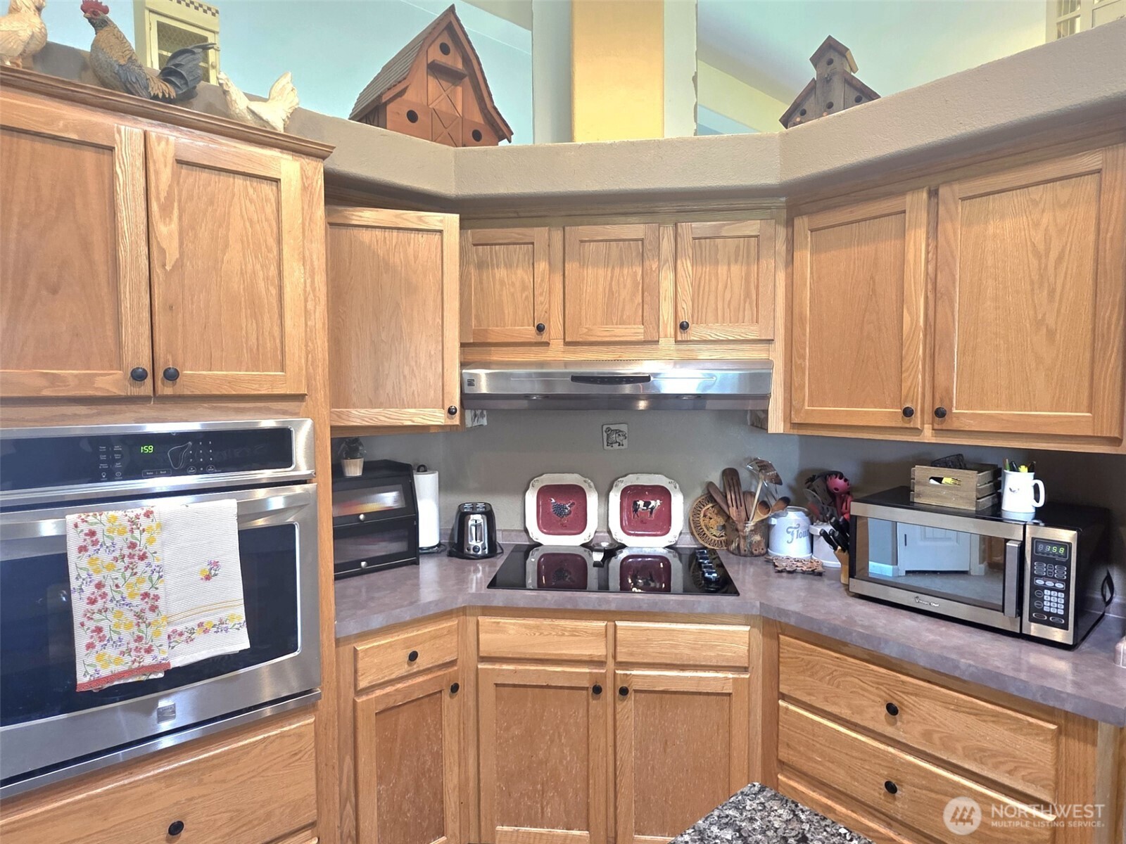 8905 Canal Road Southeast Yelm, WA 98597 - Photo 6 of 27 Gallery Image 6