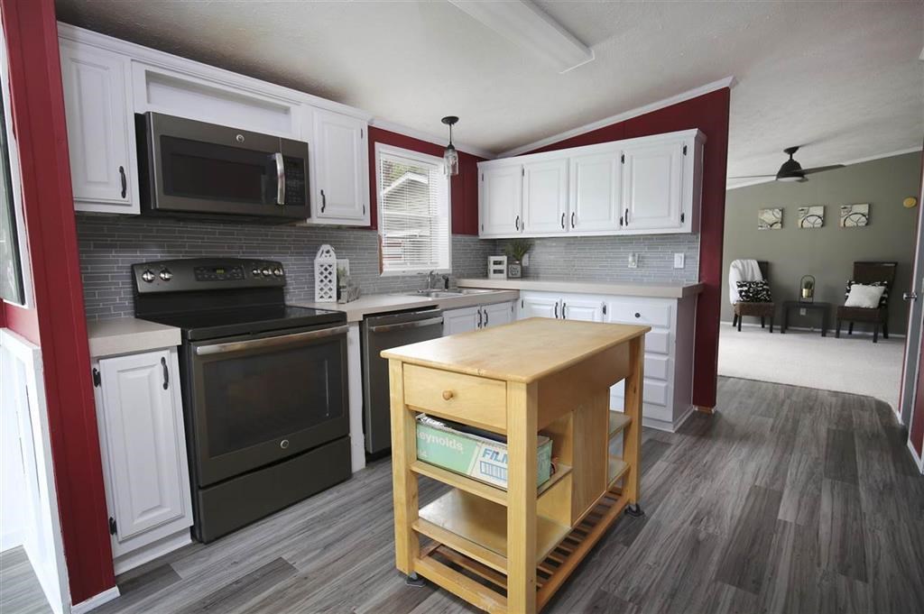2530 East Shearer Road Midland, MI 48642 - Photo 7 of 24 Gallery Image 7