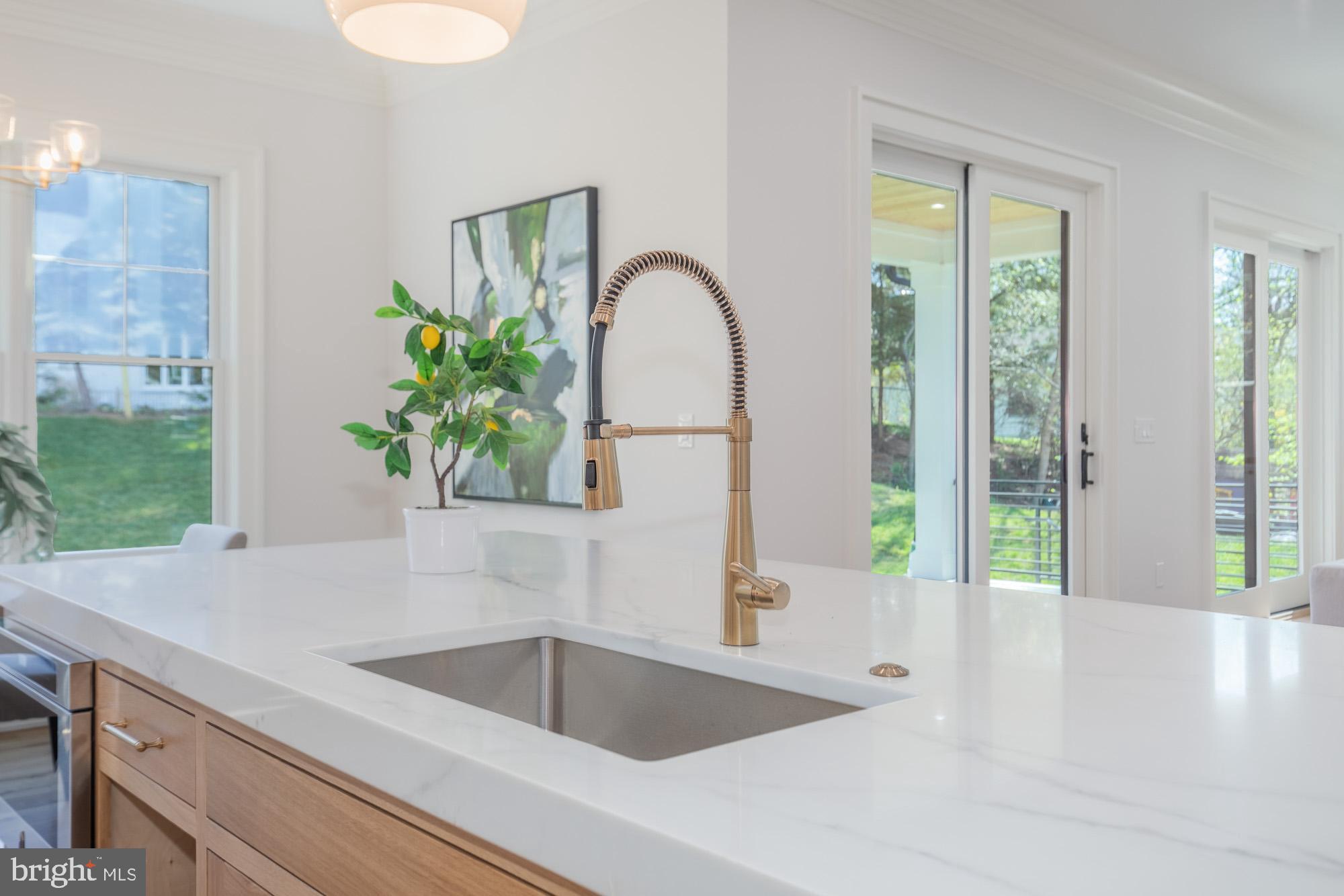 9613 Old Spring Road Kensington, MD 20895 - Photo 13 of 68