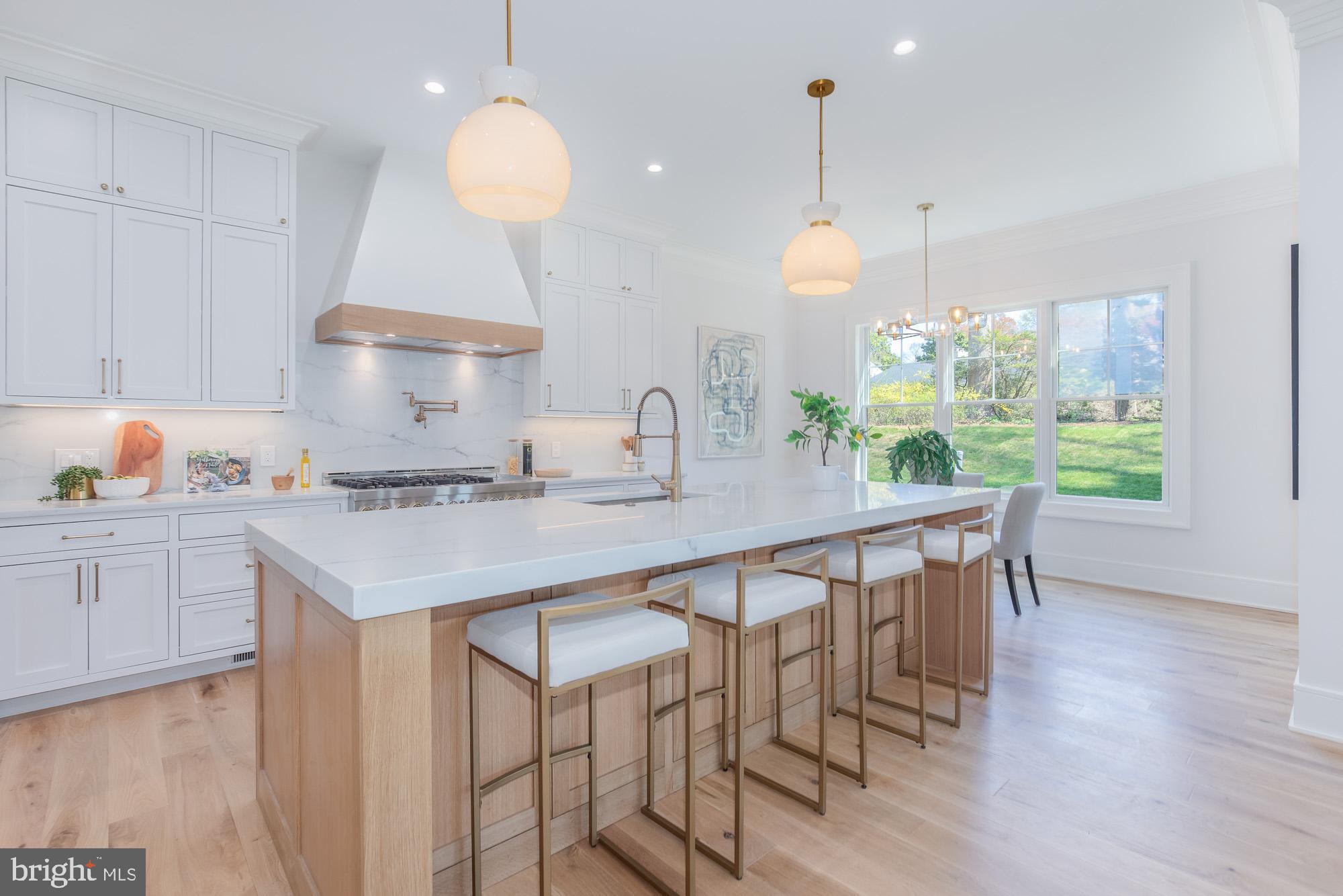 9613 Old Spring Road Kensington, MD 20895 - Photo 10 of 68