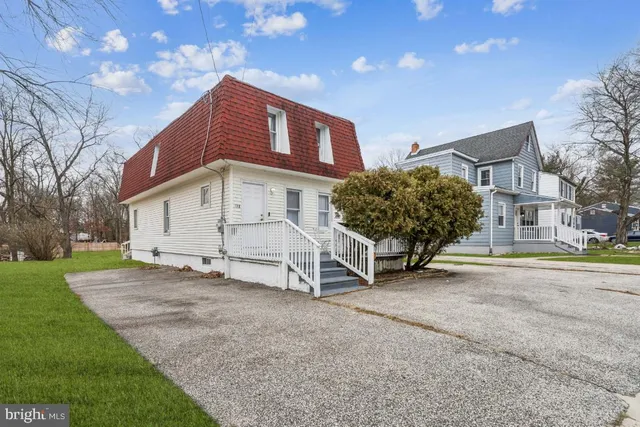 $279,000 | 178 East Charleston Avenue, Lawnside, NJ 08045