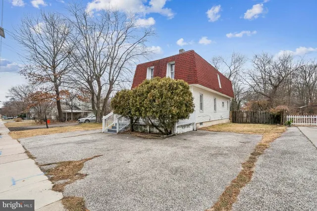 $279,000 | 178 East Charleston Avenue, Lawnside, NJ 08045