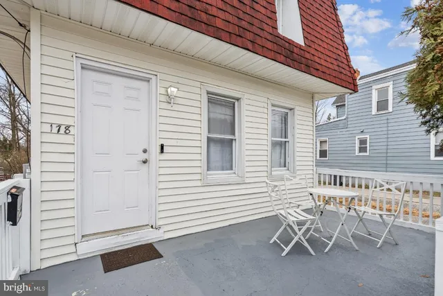 $279,000 | 178 East Charleston Avenue, Lawnside, NJ 08045
