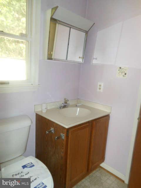 105 Freemans Ford Road Remington, VA 22734 - Photo 8 of 10 Bath (Master)
