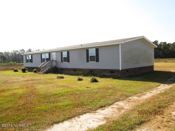 11786 Peacock Road Chadbourn, NC 28431 - Photo 2 of 18 IMG_4033