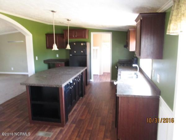 11786 Peacock Road Chadbourn, NC 28431 - Photo 6 of 18 IMG_4038