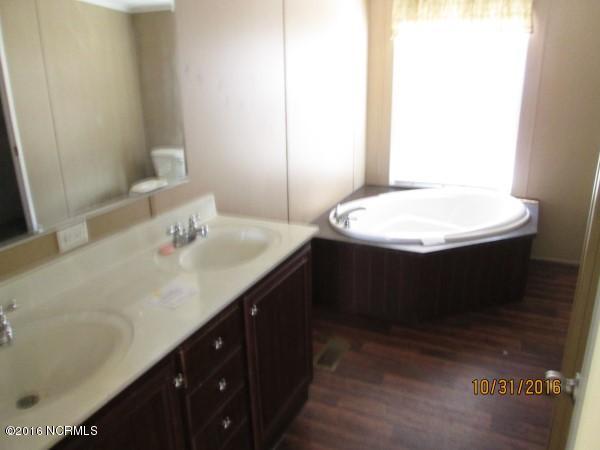 11786 Peacock Road Chadbourn, NC 28431 - Photo 10 of 18 IMG_4041