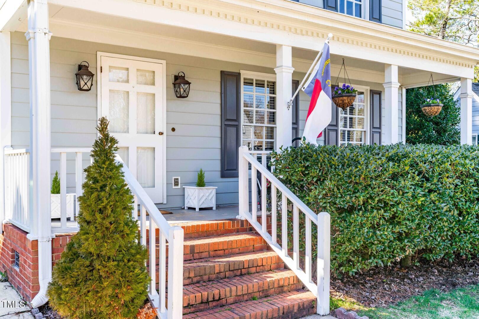 413 Maylands Avenue Raleigh, NC 27615 - Photo 3 of 30 DSC04451 (Large)