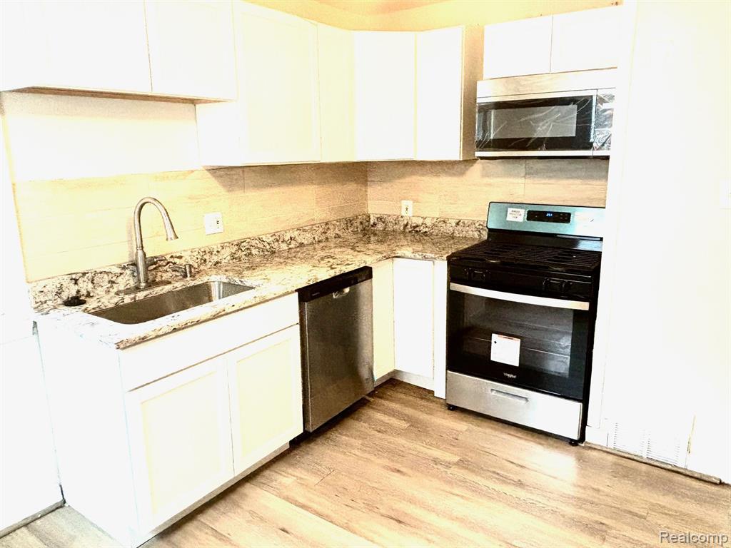 4474 Niagara Street Wayne, MI 48184 - Photo 12 of 18