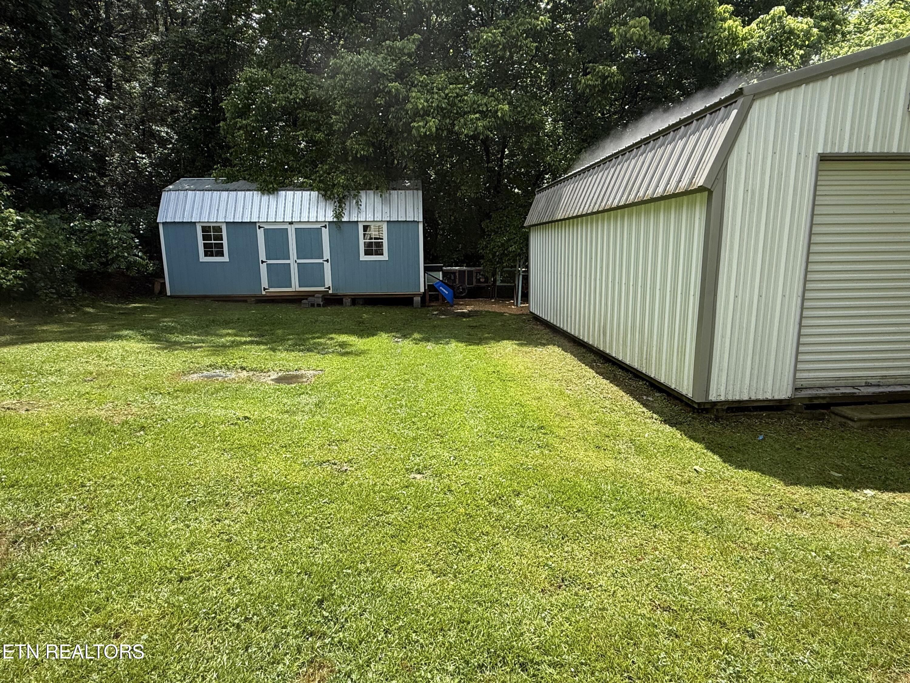 380 Glenwood Road Bristol, TN 37620 - Photo 20 of 25 IMG_8158