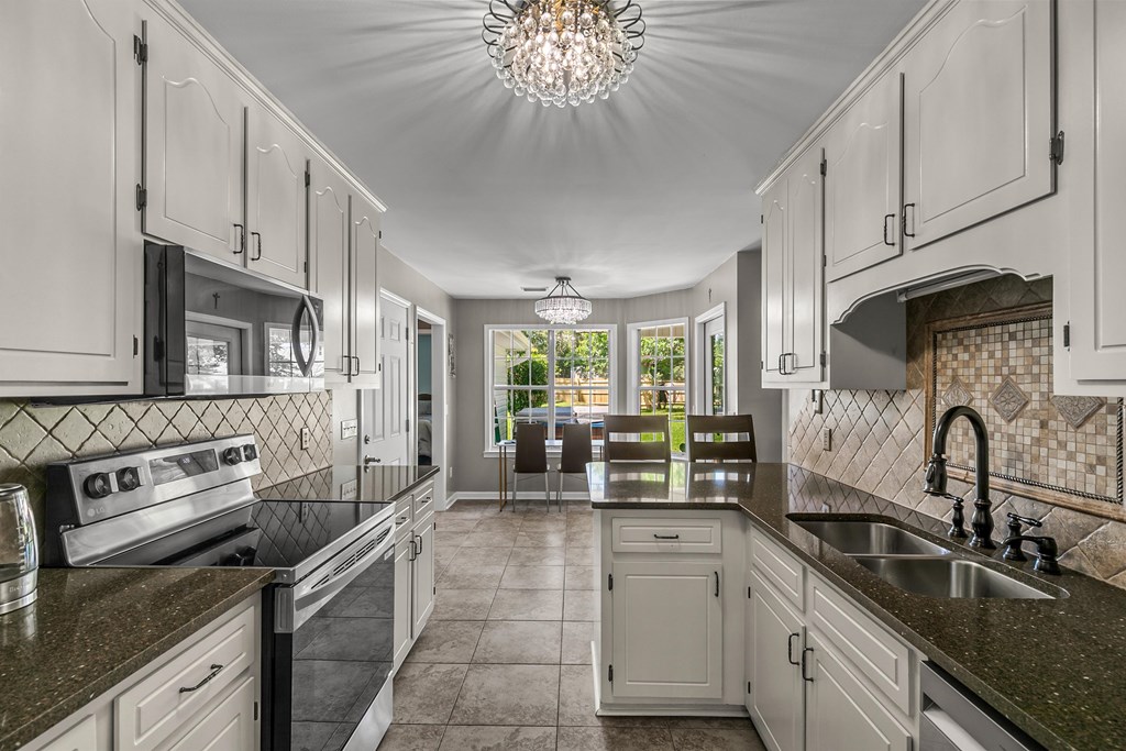 1310 Woodleigh Road Dothan, AL 36305 - Photo 14 of 37 Beautiful kitchen with quartz countertops