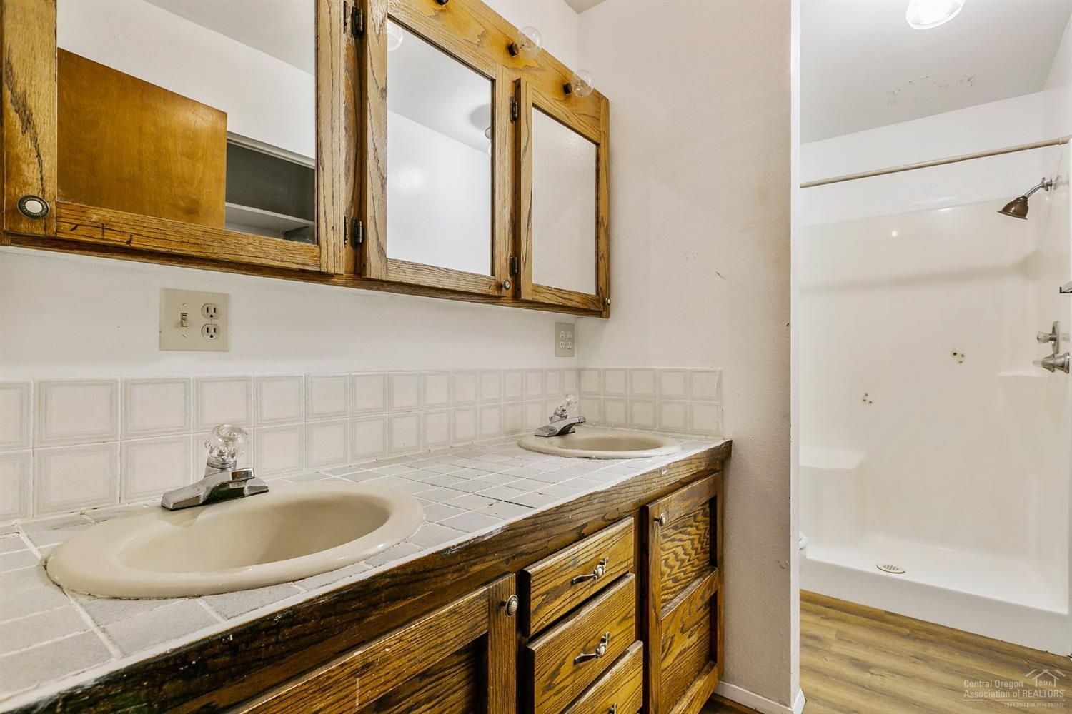 24356 Dodds Road Bend, OR 97701 - Photo 17 of 20 Additional Photo