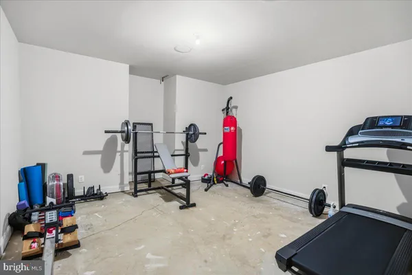 $899,900 | 1000 Solomon Frazier Court, St. Leonard, MD 20685