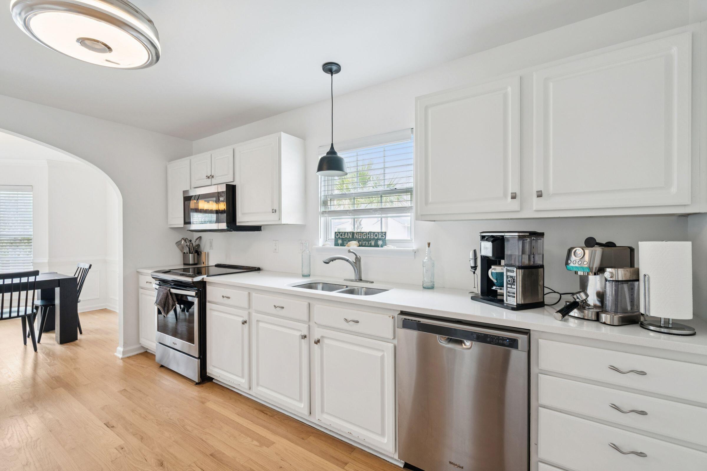 1717 Lotus Lane Charleston, SC 29412 - Photo 19 of 54 1717LotusLn--021