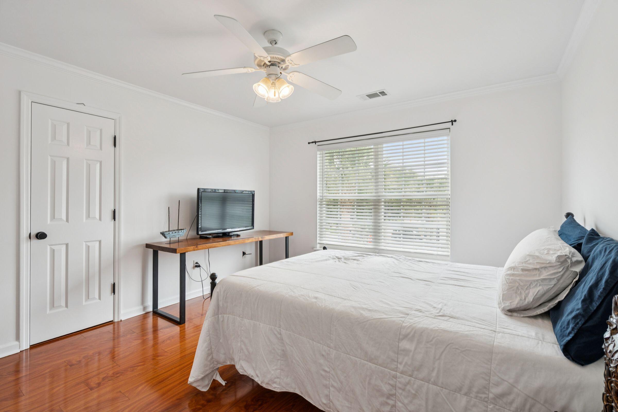 1717 Lotus Lane Charleston, SC 29412 - Photo 41 of 54 1717LotusLn--044