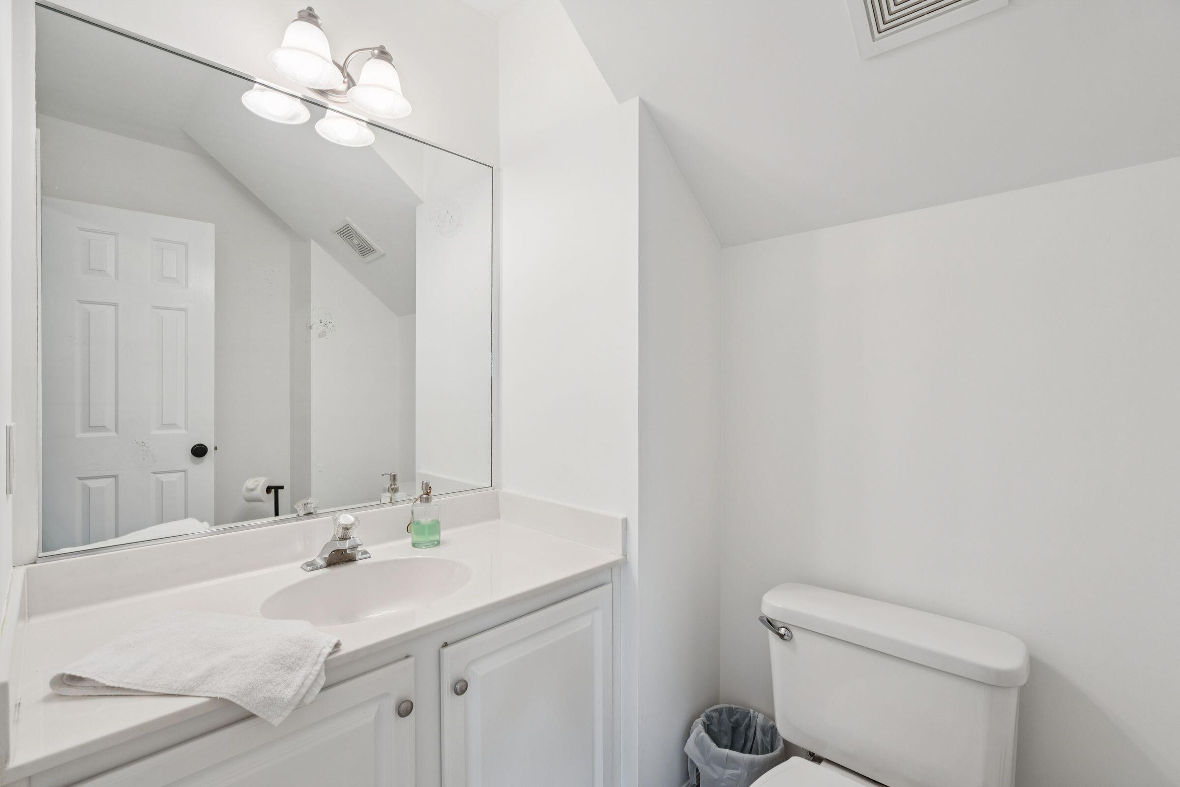 1717 Lotus Lane Charleston, SC 29412 - Photo 43 of 54 1717LotusLn--046